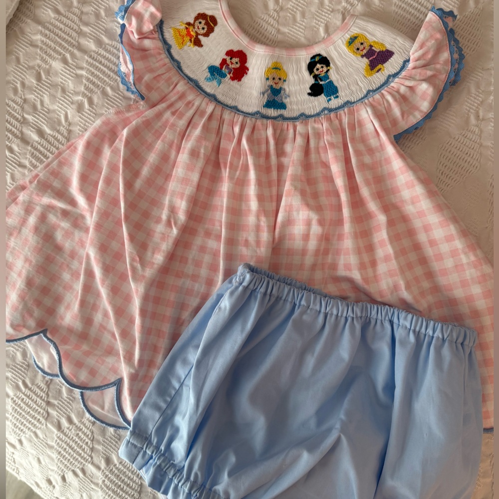 NWT Smocked Disney Princess Set